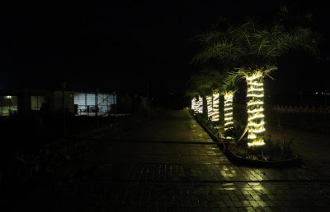 Strawberry hills saputara Hotel Bagian luar foto